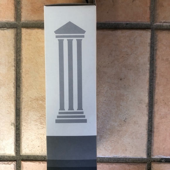 🏛Ruth Bader Ginsburg Action Figure - Picture 3 of 4